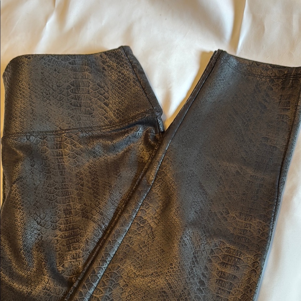 Black Snakeskin Print Leggings